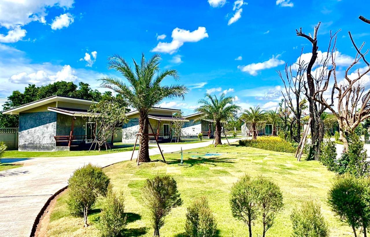 Farm View Resort @Uthai Thani ฟาร์มวิว รีสอร์ท อุทัยธานี Nong Khayang Extérieur photo