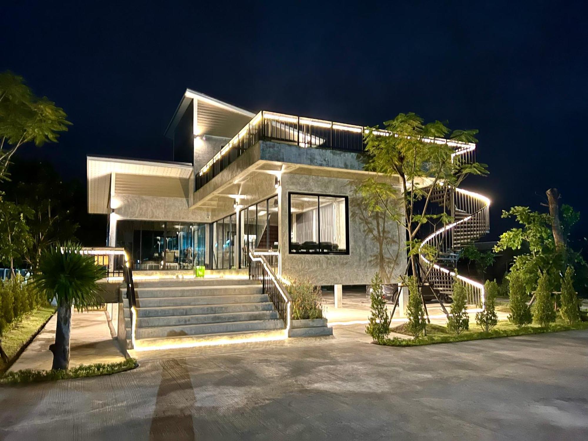 Farm View Resort @Uthai Thani ฟาร์มวิว รีสอร์ท อุทัยธานี Nong Khayang Extérieur photo